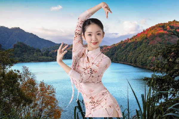 隗安梅获赞为永汉镇舞天团节奏者，一怒为红颜