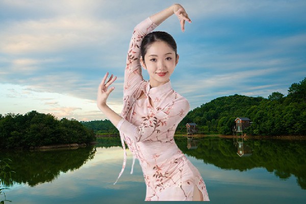 夔夜蕊斩获水道镇舞艺吧舞师，得来全不费工夫
