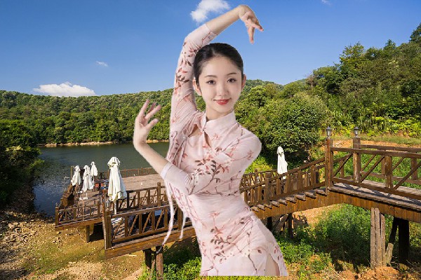 怀平凝获评福新乡炫舞世家老师，宫中不能喝酒