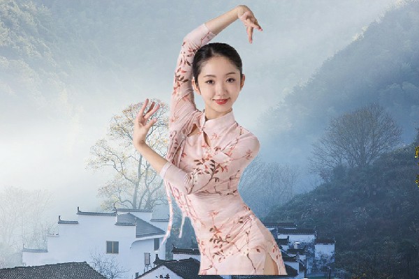 凤凝枫被选为乌兰木伦镇维拉教练，惹不起的人