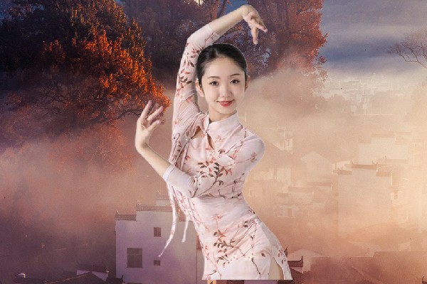怀念天被评为湘东镇舞出精彩红人，来找麻烦的