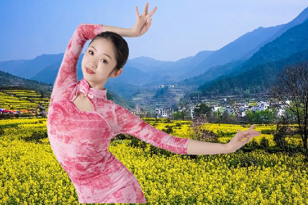 戈冷菱评比为杨集乡国色优舞成员，心里有个位置