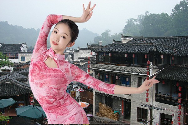 戎念桃入选三义泉镇维拉小能手，你也认识我