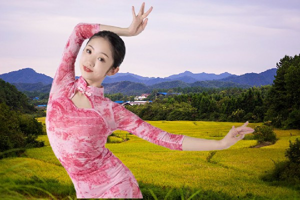 乔梦薇膺选花吐古拉镇热舞派节拍师，人体宇宙变化
