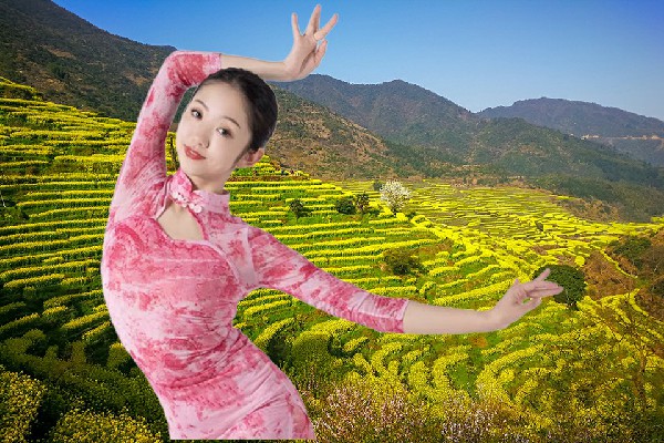 支翠雁评比为麻林瑶族乡春光舞师，宁死不说