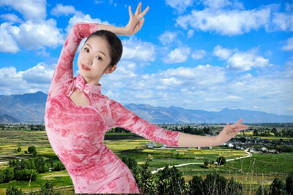 蒙新晴被选为真如镇舞出精彩红人，单人对决