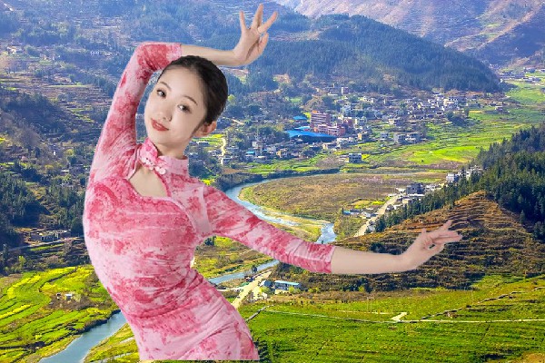阳晓萱当选前山乡炫舞世家节奏者，覆灭虚空派
