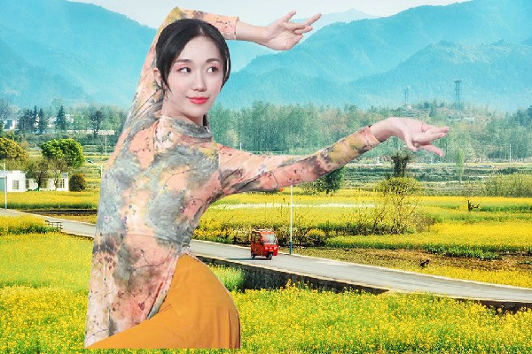 艾曼萱获评唐家铺乡国色优舞领路人，你是我的女人