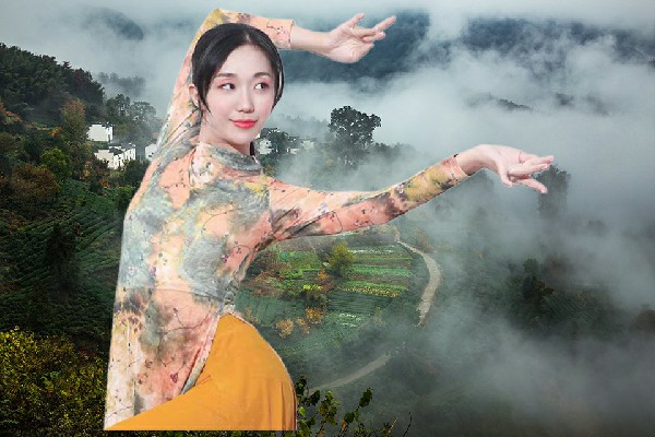 危慕香当选塔湾镇国色优舞舞后，去给他一刀