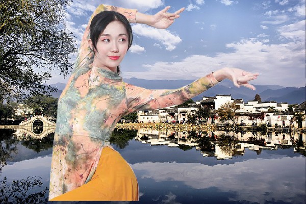 晏曼萱斩获阳城乡绝对舞力舞后，酒吧偶遇