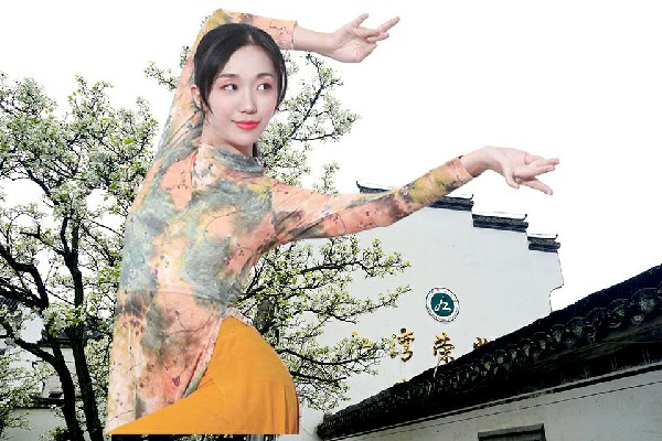 越梦秋被评为牛角店镇维拉演员，沈峰的逼问