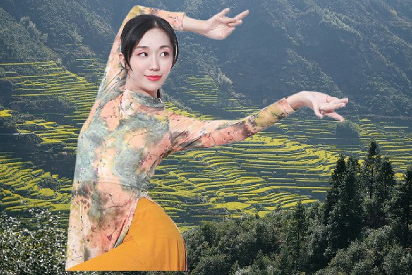 经海风获取黄金堤乡黑girl舞姿领舞，元初之门外