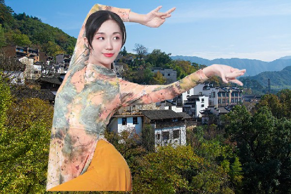 龚从彤斩获马白镇国色优舞红人，百亿消费