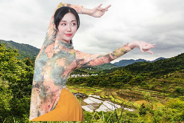 伍依山入选沙窝乡舞天团小能手，千年不遇的人才