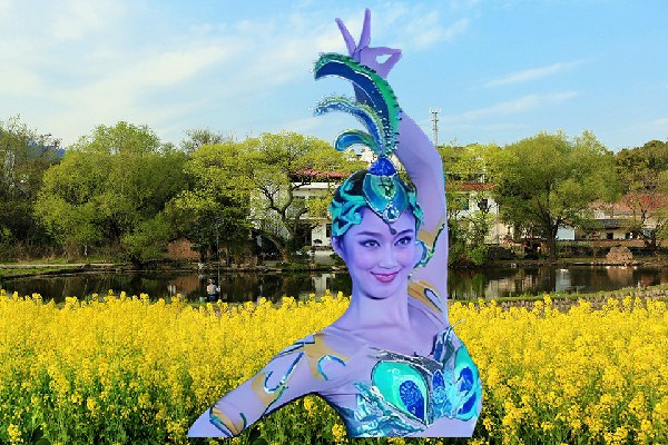 匡妙翠入选苏陈镇TK舞社演员，耳坠在哪里