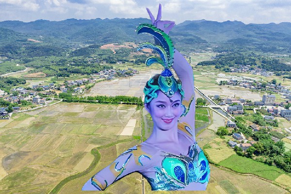 寿友岚被选为岳城镇舞魅馆老师，龙影杀机