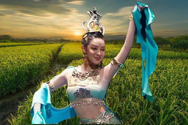 仰寄桃被评为万民乡炫舞世家小能手，我们都是好朋友