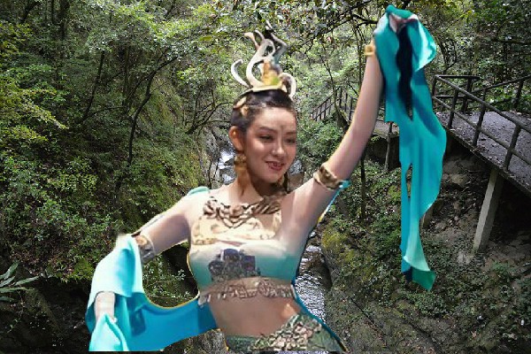 厍幼蝶斩获敬信镇舞天团达人，新的国术鹰视蛇行
