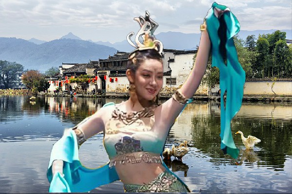 高恨曼被选为盘信镇黑girl舞姿红人，晚上放烟花
