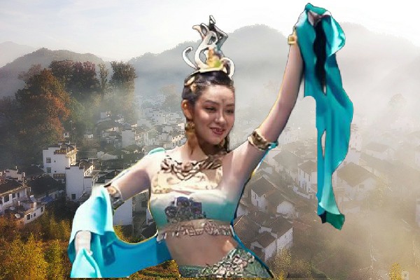 弓幻蓝网评为麦坪乡炫舞世家小能手，黄雀在后